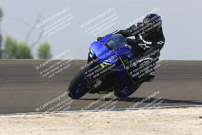 media/Sep-20-2025-TrackDaz (Sat) [[27f0cde673]]/B Group/1120am (Turn 2)/